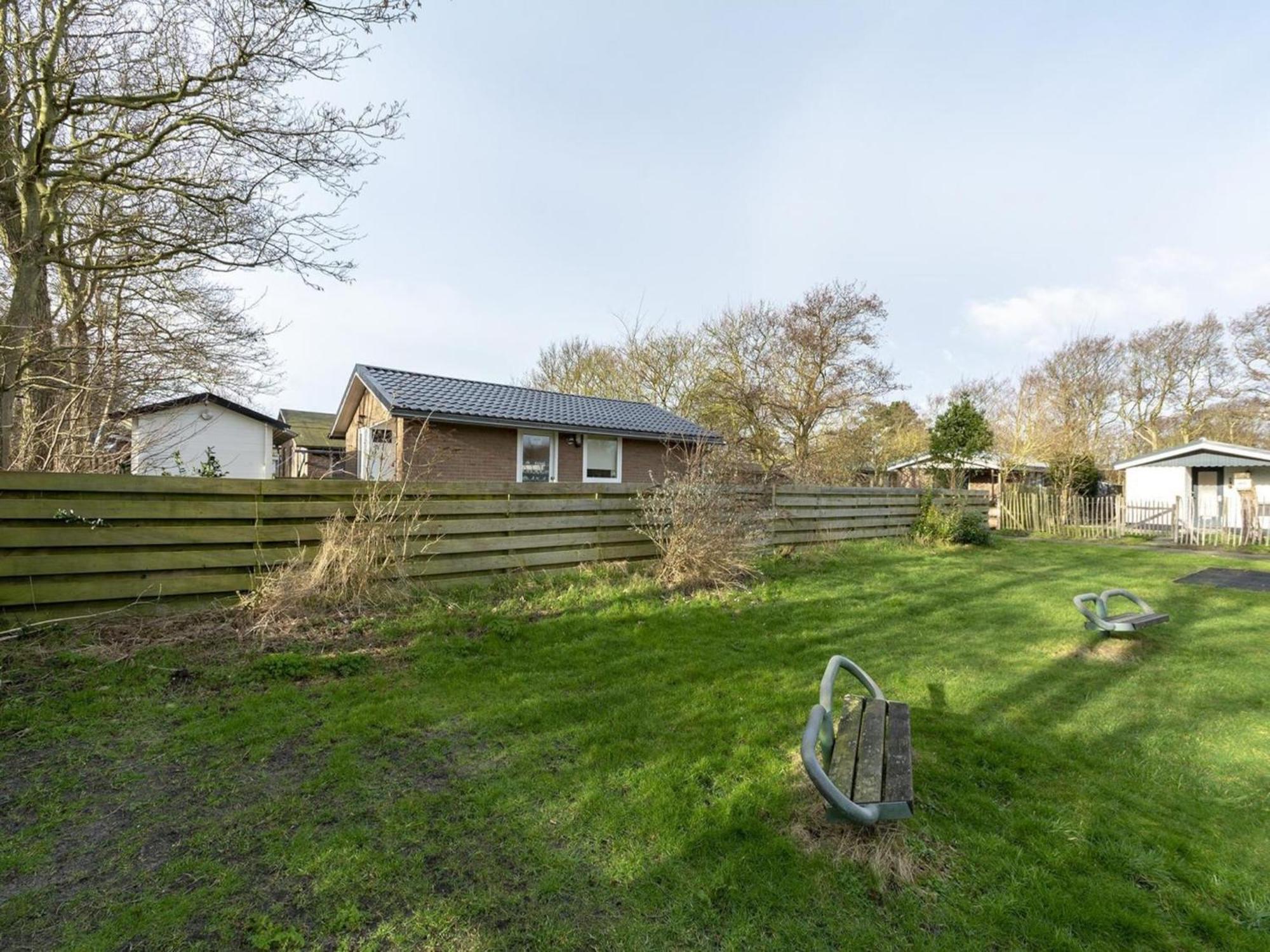 Holiday Home With Playground Callantsoog Esterno foto