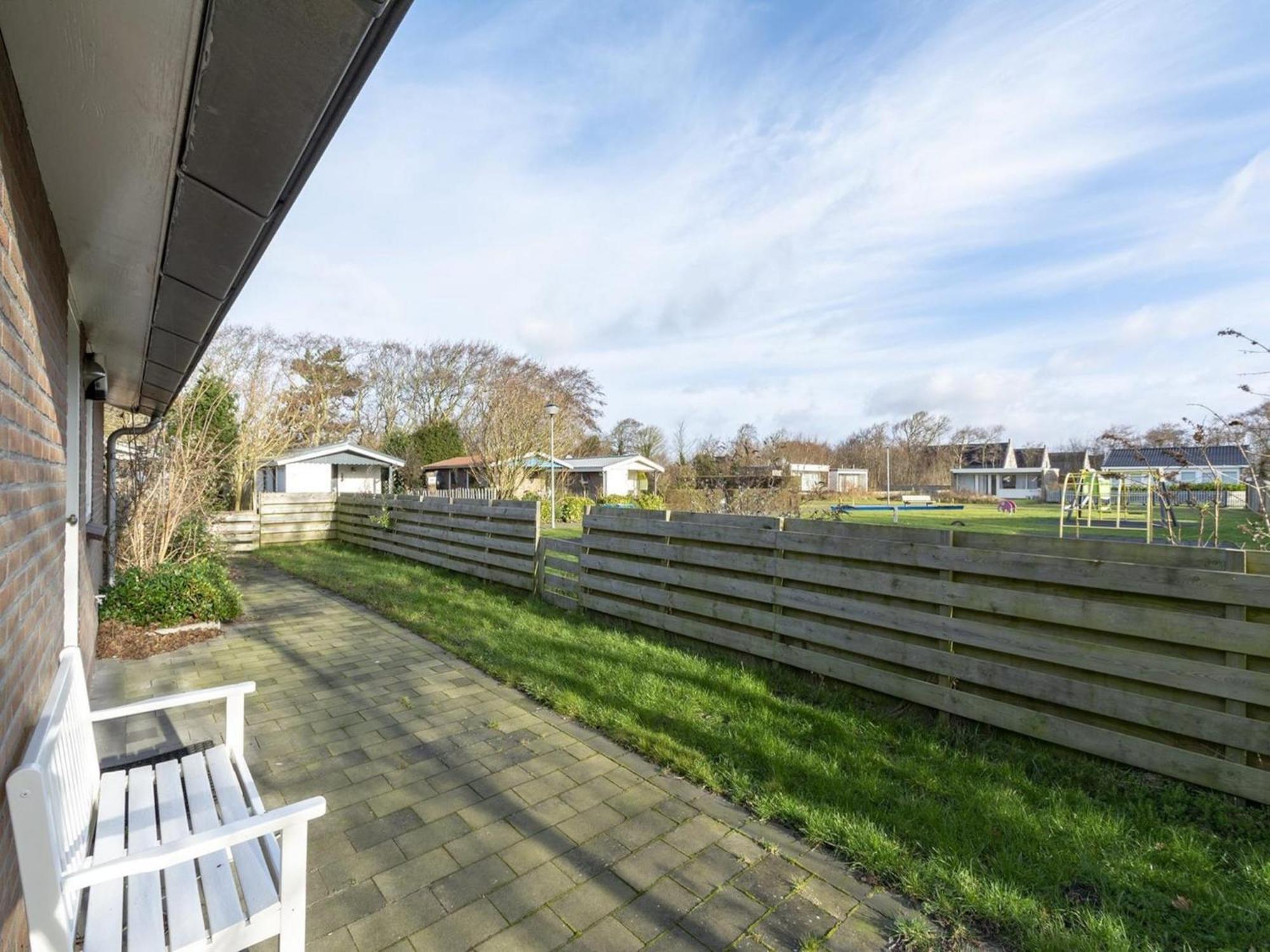 Holiday Home With Playground Callantsoog Esterno foto